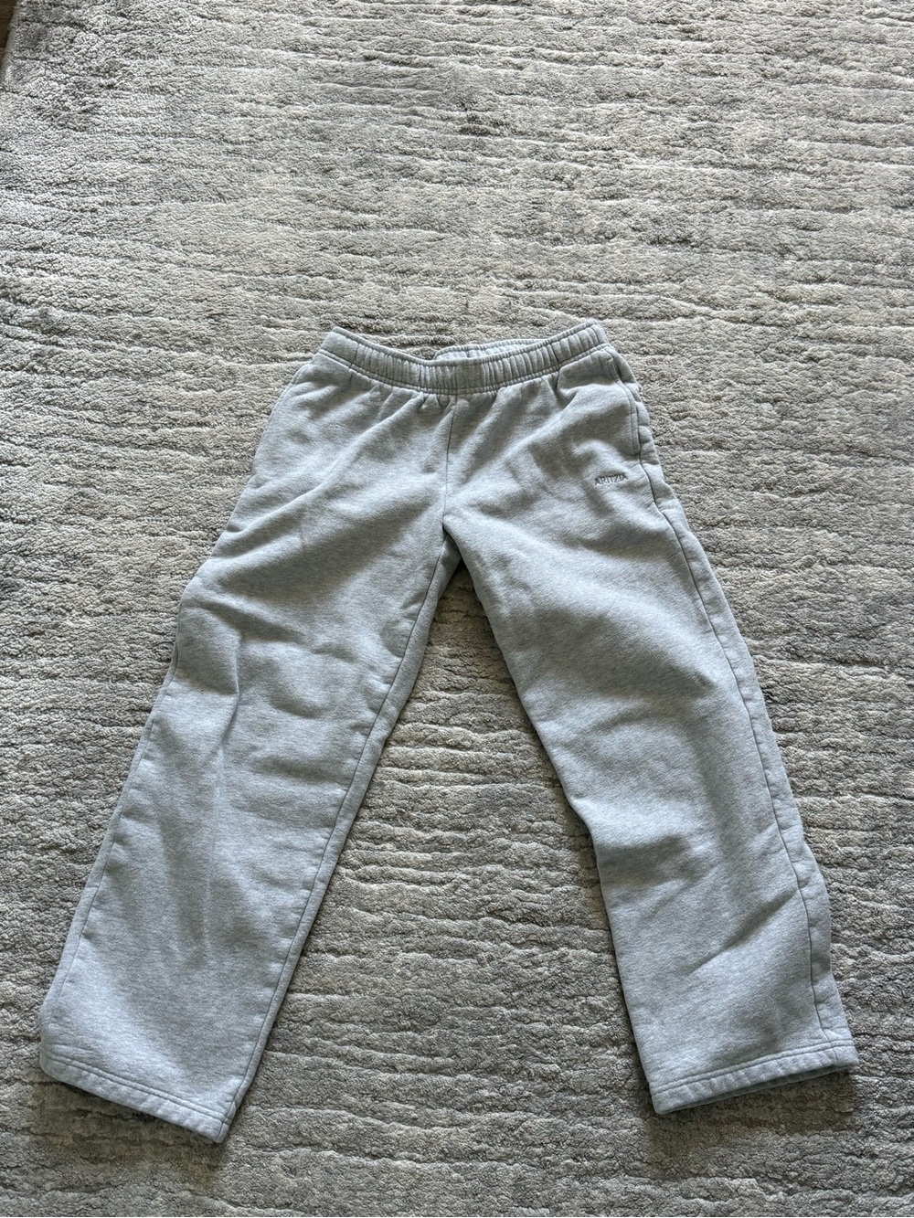 Aritzia Light Gray sweatpants